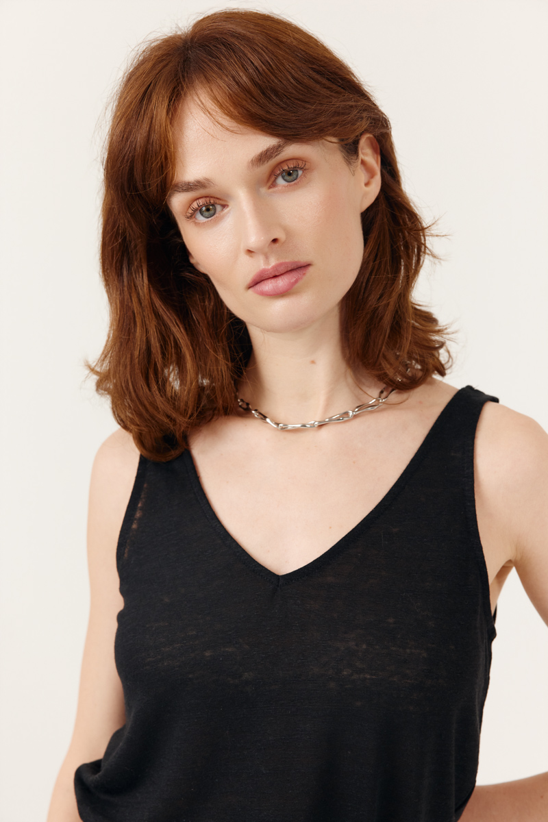 TOP OLVIANE COLOR NEGRO